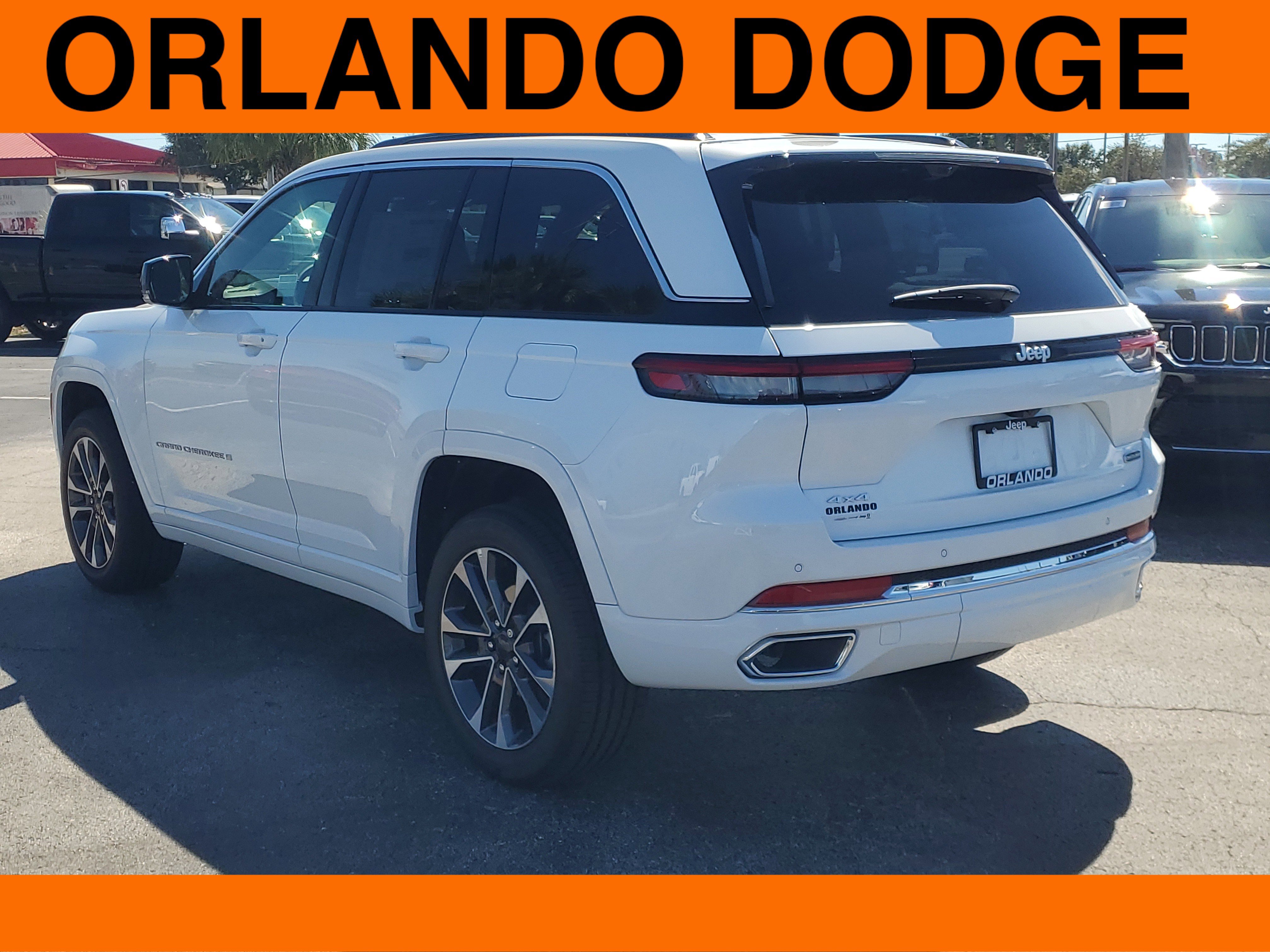 New 2025 Jeep Grand Cherokee Overland w/ Adv Protech Group III image 7