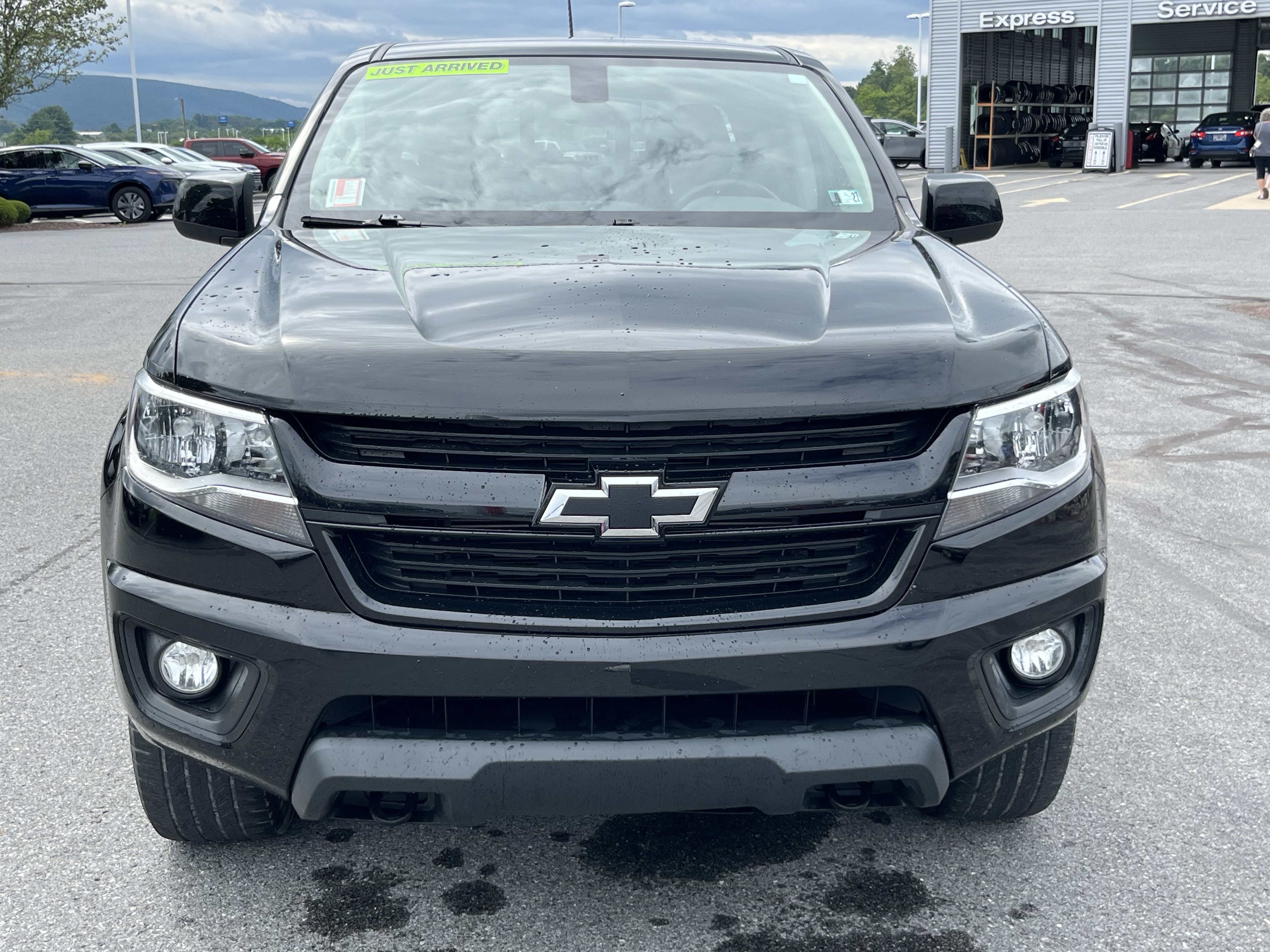 Used 2018 Chevrolet Colorado LT AWD/4WD image 12