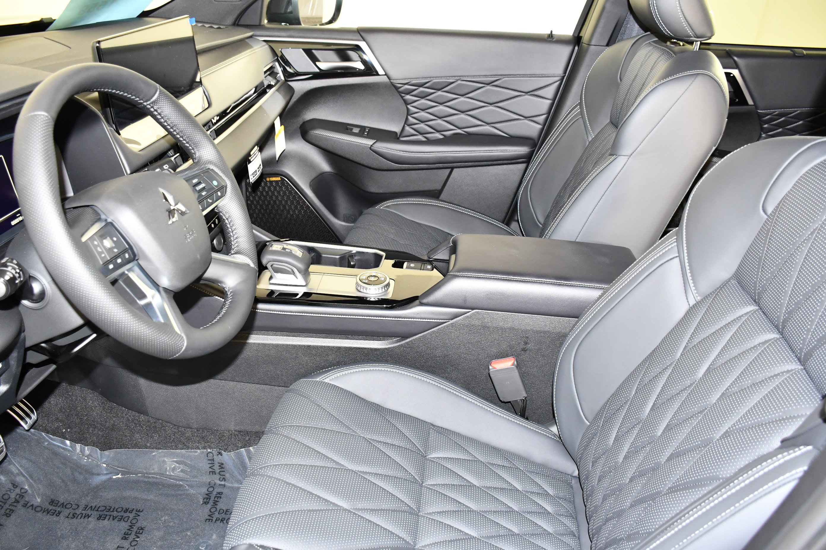 New 2026 Mitsubishi Outlander SEL Black Edition AWD/4WD image 14