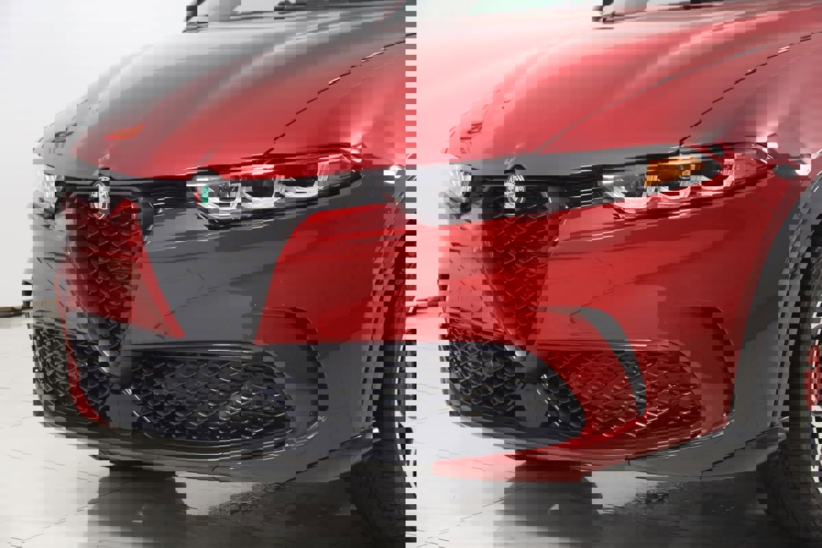 Used 2024 Alfa Romeo Tonale Veloce image 62