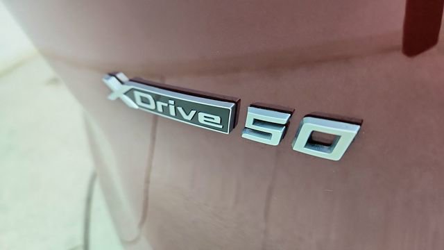 Used 2024 BMW iX xDrive50 w/ Premium Package AWD/4WD image 18