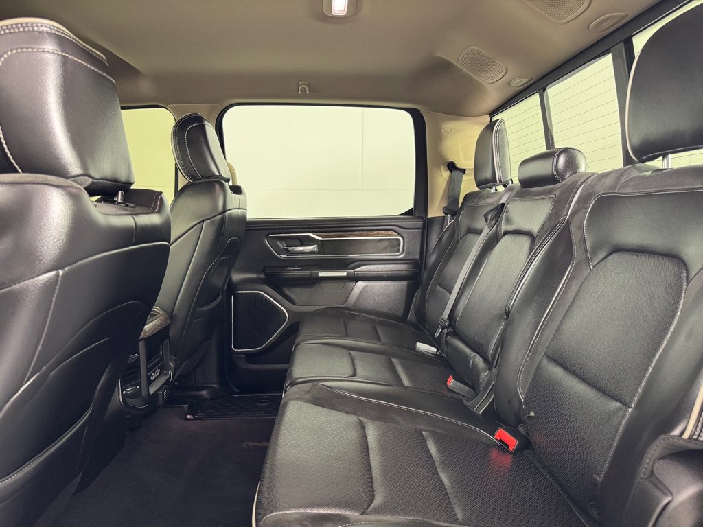 Used 2019 RAM 1500 Laramie AWD/4WD image 19
