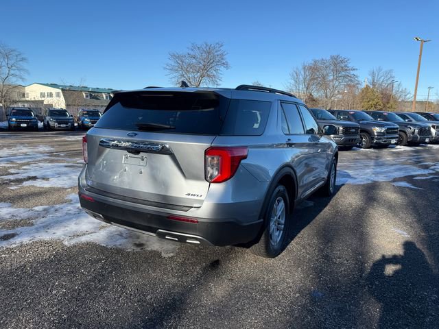 Used 2022 Ford Explorer XLT w/ Equipment Group 202A image 27