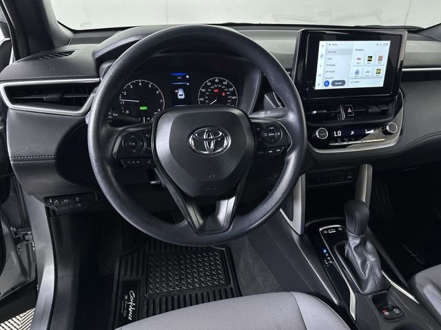 Used 2024 Toyota Corolla Cross AWD Hybrid image 21