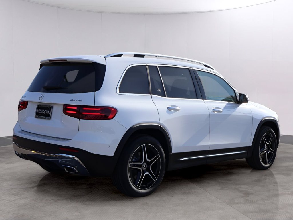 New 2026 Mercedes-Benz GLB 250 4MATIC image 7