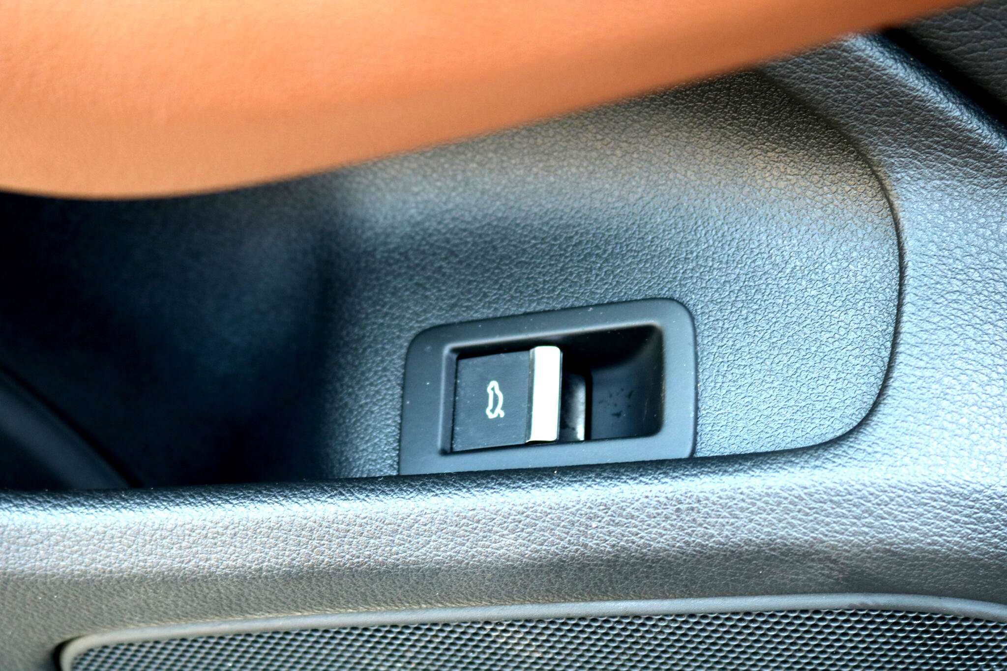 Used 2018 Audi A5 2.0T Premium w/ Convenience Package image 15