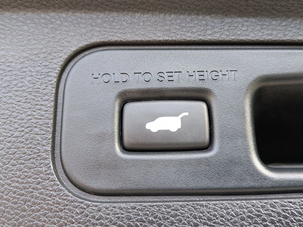Used 2024 Honda Odyssey Elite image 30