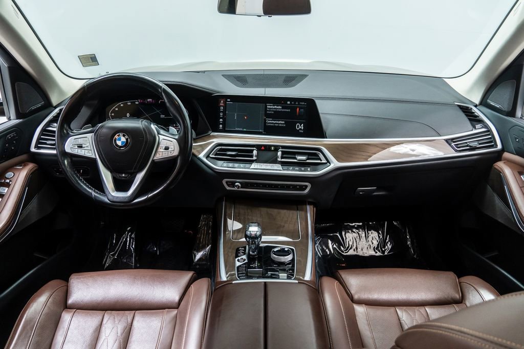 Used 2020 BMW X7 xDrive50i w/ Dynamic Handling Package AWD/4WD image 25