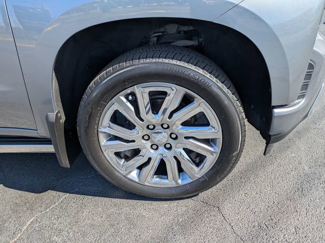 Used 2019 Chevrolet Silverado 1500 High Country w/ High Country Premium Package AWD/4WD image 12