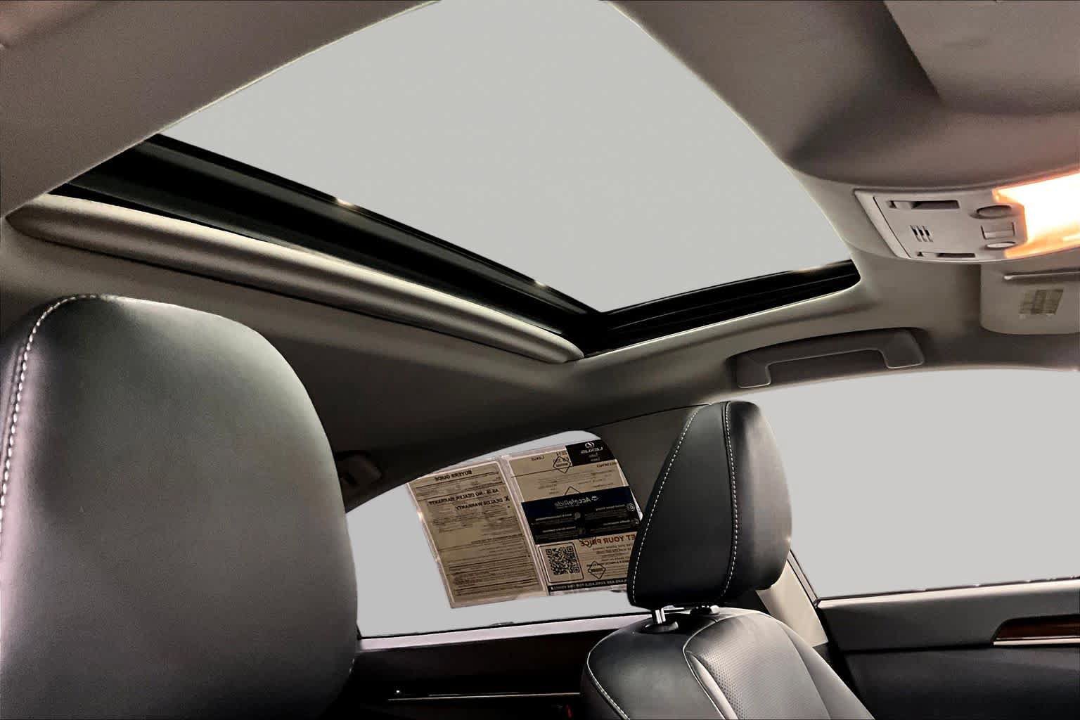 Used 2014 Lexus ES 350 w/ Premium Package FWD image 13