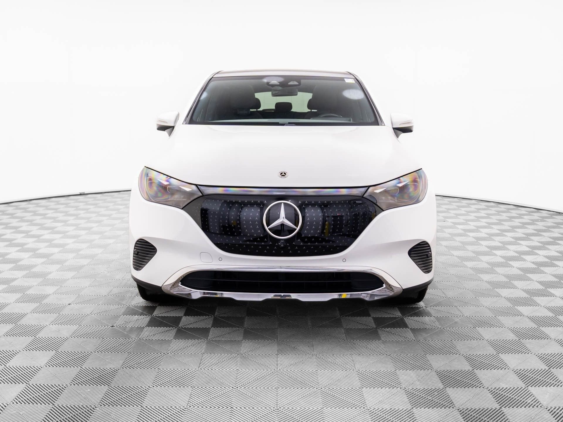 Certified 2024 Mercedes-Benz EQE 350+ 4MATIC SUV w/ Driver Assistance Package image 11