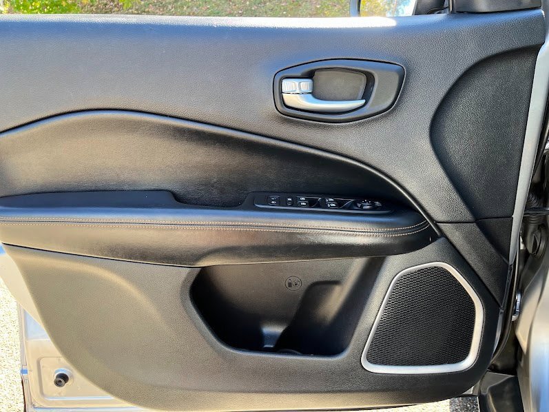 Used 2019 Jeep Compass Limited w/ Safety & Security Group image 7