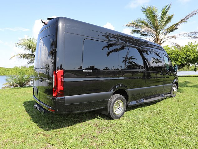 Used 2024 Mercedes-Benz Sprinter 3500 image 8