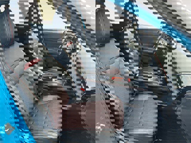 Used 2025 Nissan Kicks SR image 15