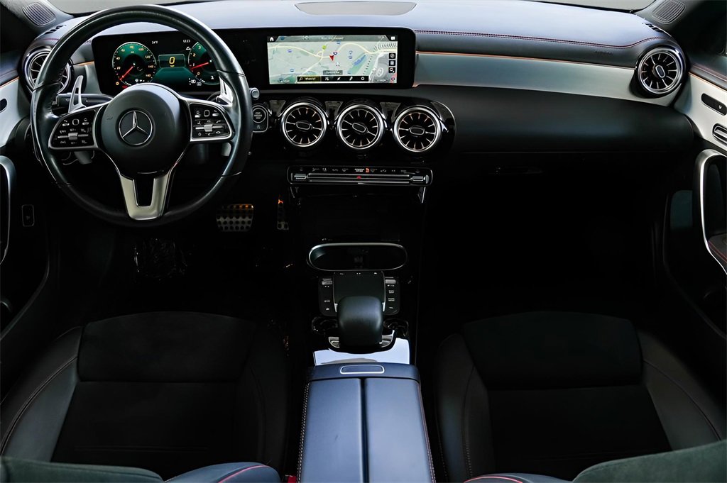 Used 2023 Mercedes-Benz CLA 250 4MATIC image 29