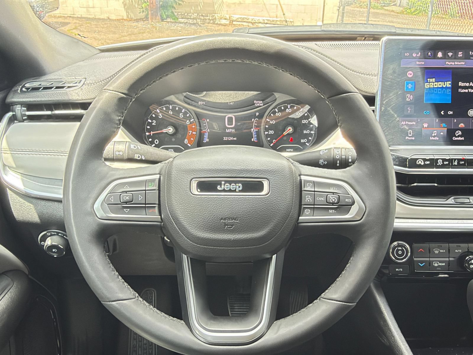 Used 2025 Jeep Compass Limited AWD/4WD image 28