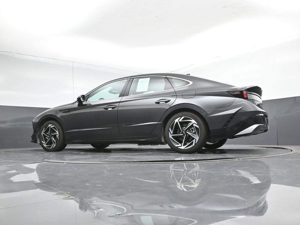 Used 2025 Hyundai Sonata SEL FWD image 40