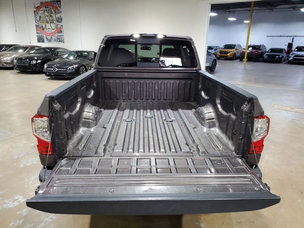 Used 2017 Nissan Titan SV AWD/4WD image 43