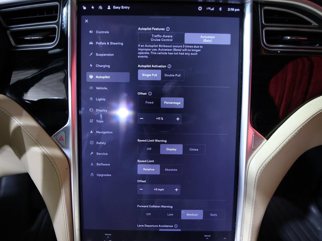Used 2016 Tesla Model X 75D AWD/4WD image 20