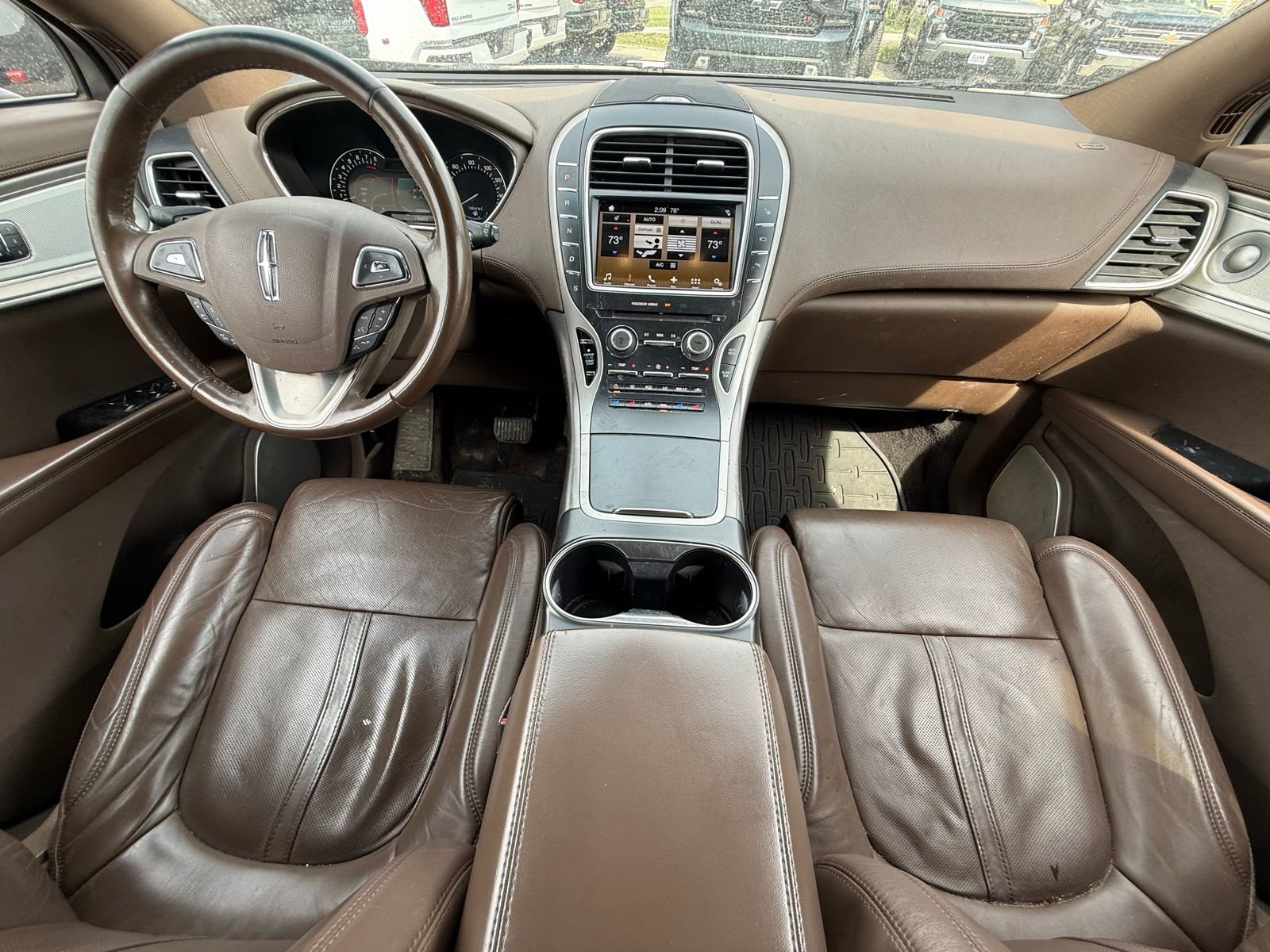 Used 2016 Lincoln MKX Reserve w/ Luxury Package image 16