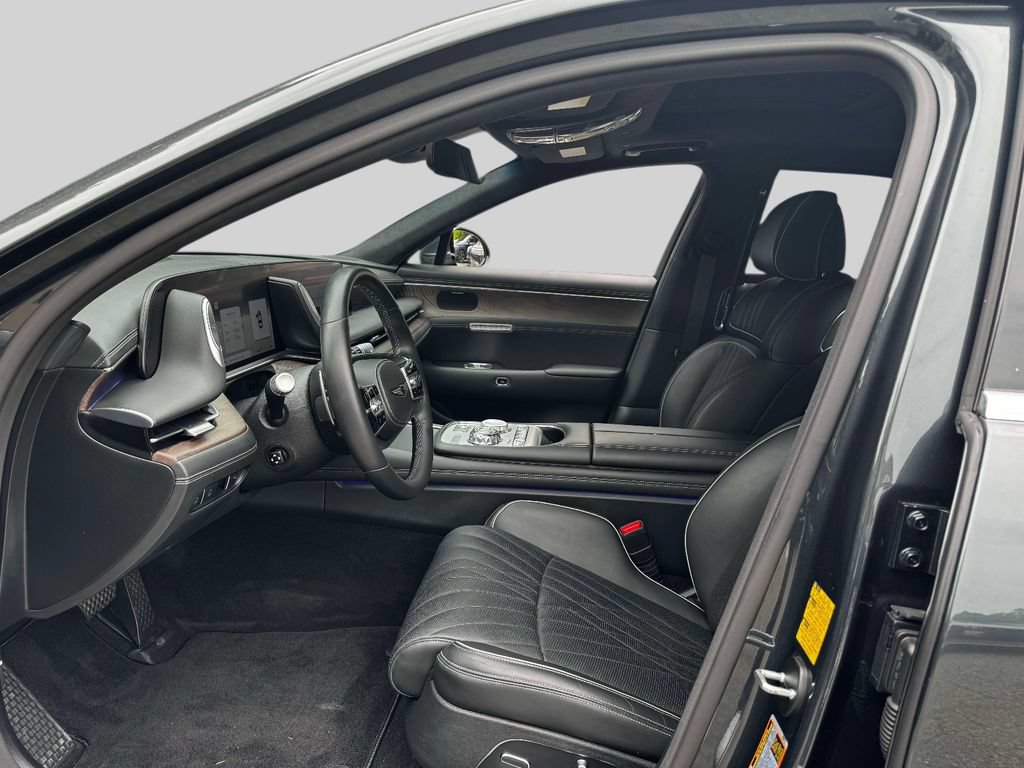 Used 2023 Genesis G90 3.5T AWD/4WD image 17