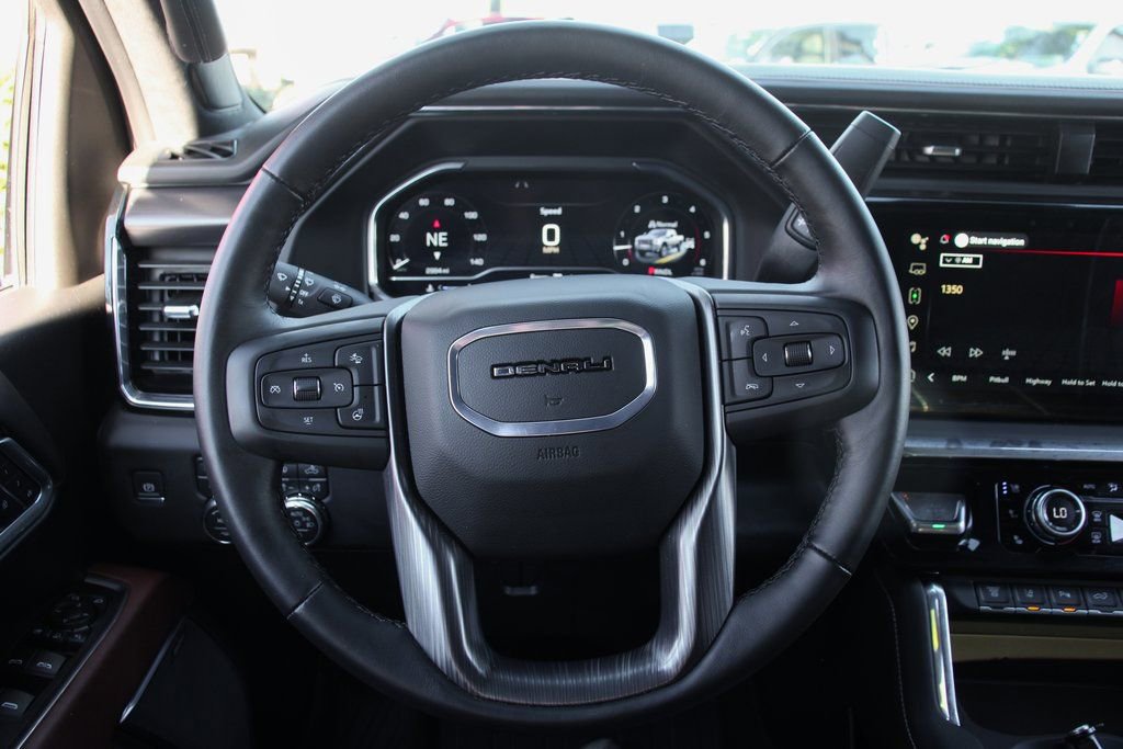 Used 2025 GMC Sierra 2500 Denali Ultimate AWD/4WD image 26