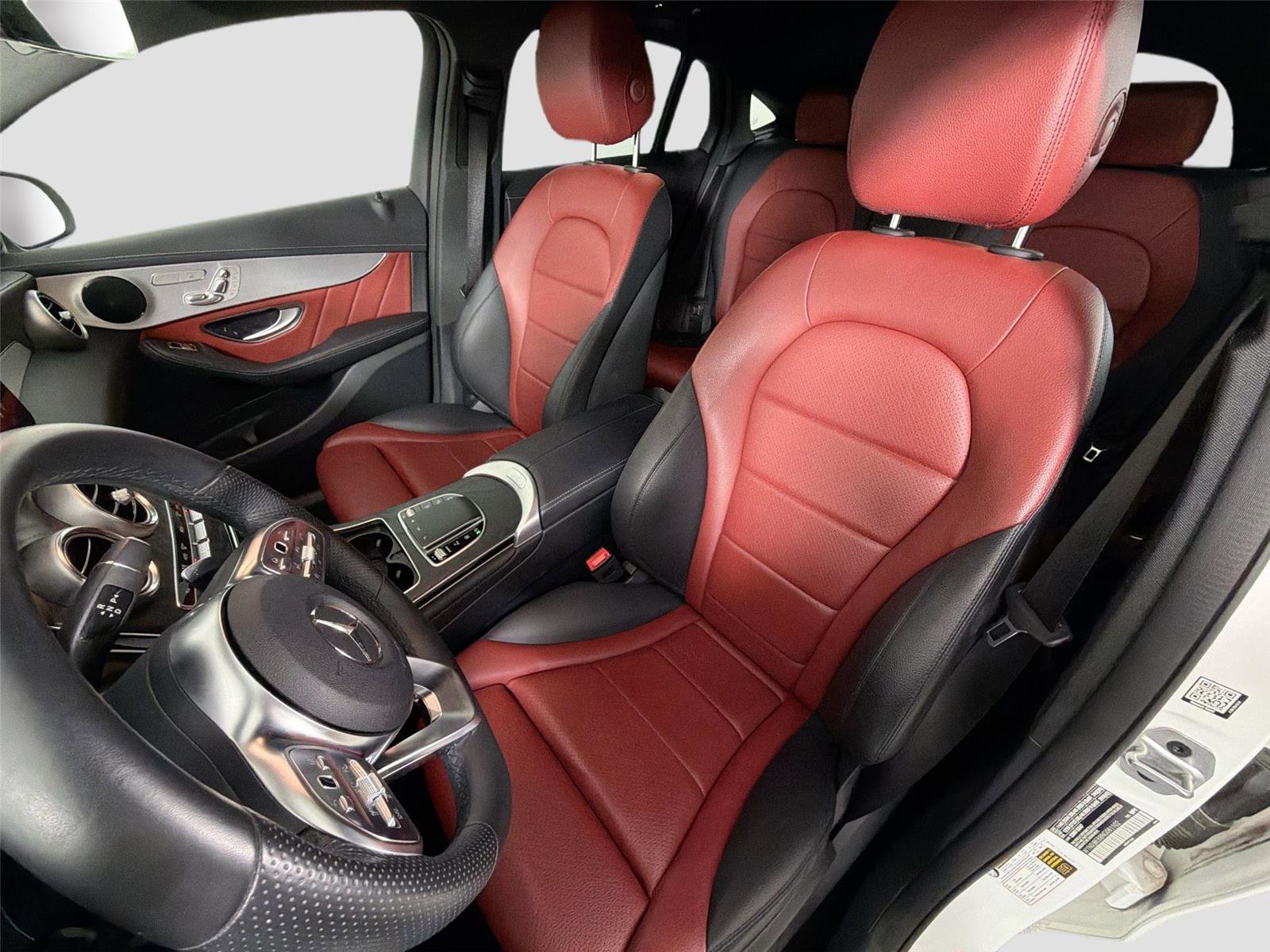 Used 2022 Mercedes-Benz GLC 300 4MATIC Coupe image 18