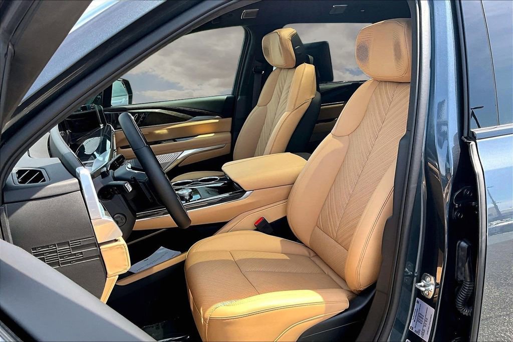 Certified 2026 Cadillac Escalade IQ Sport 2 AWD/4WD image 21