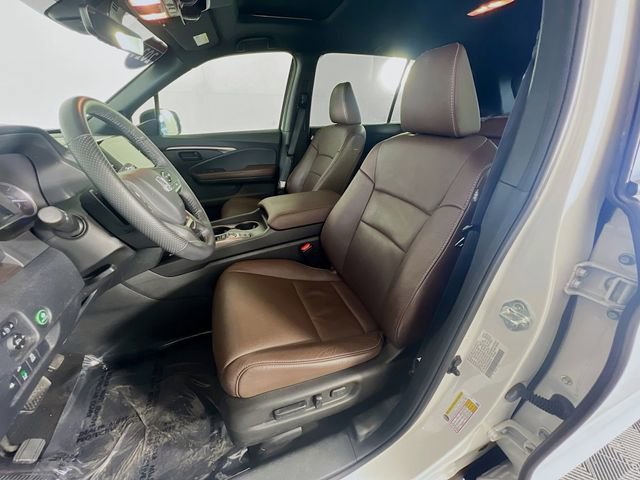 Used 2024 Honda Passport EX-L image 10