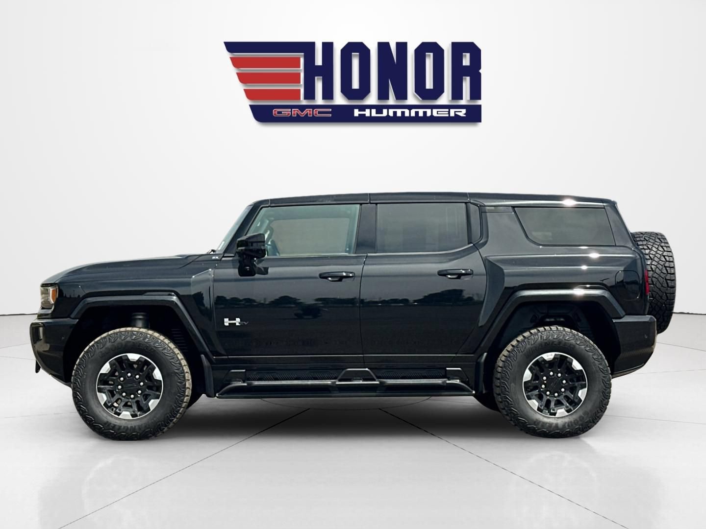 Used 2024 GMC Hummer EV 2X w/ Extreme Off-Road Package AWD/4WD image 7