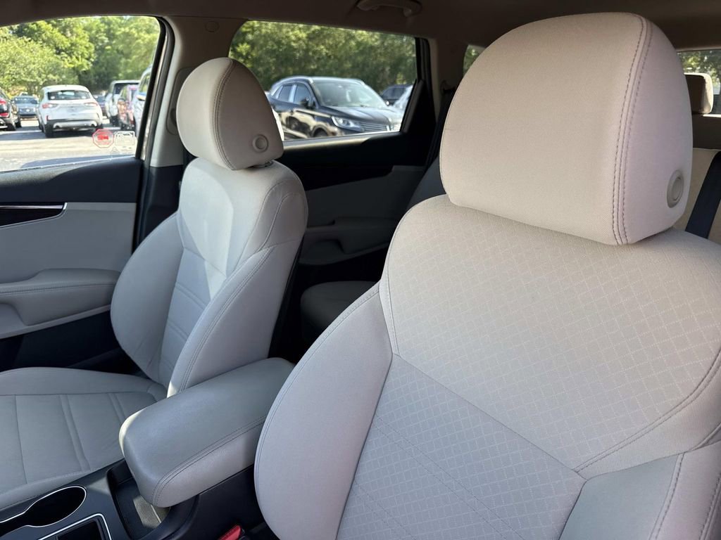 Used 2019 Kia Sorento LX w/ LX V6 Convenience Package image 21