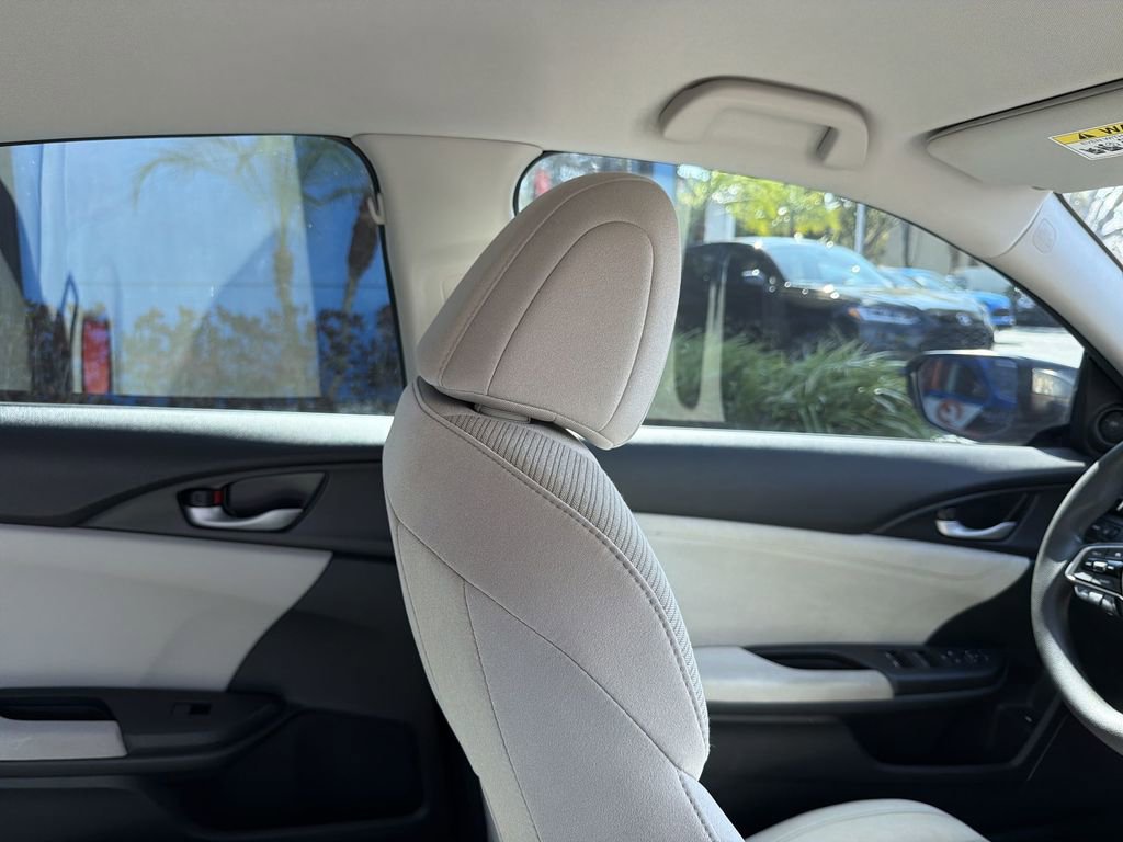 Used 2019 Honda Insight LX image 16