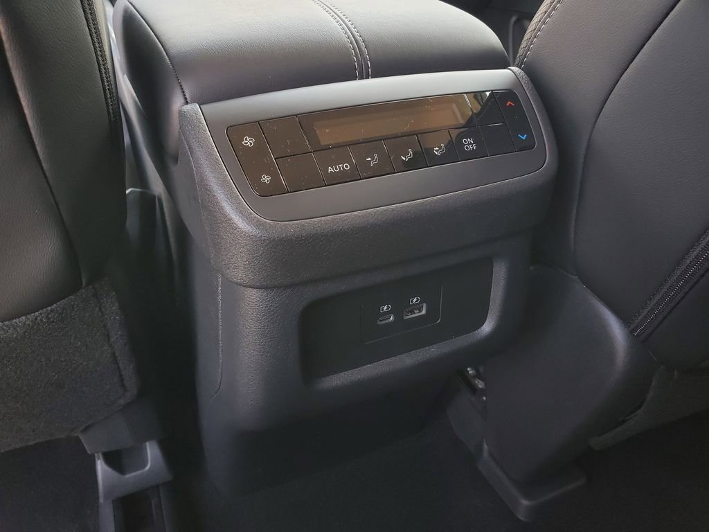 New 2025 Nissan Pathfinder SL w/ Cargo Package image 12