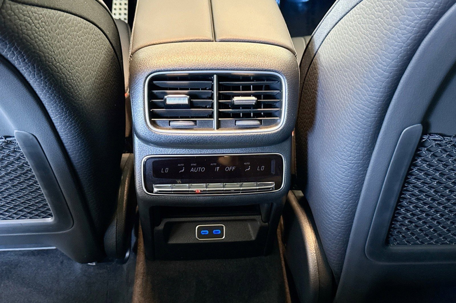 New 2026 Mercedes-Benz GLS 450 4MATIC image 23