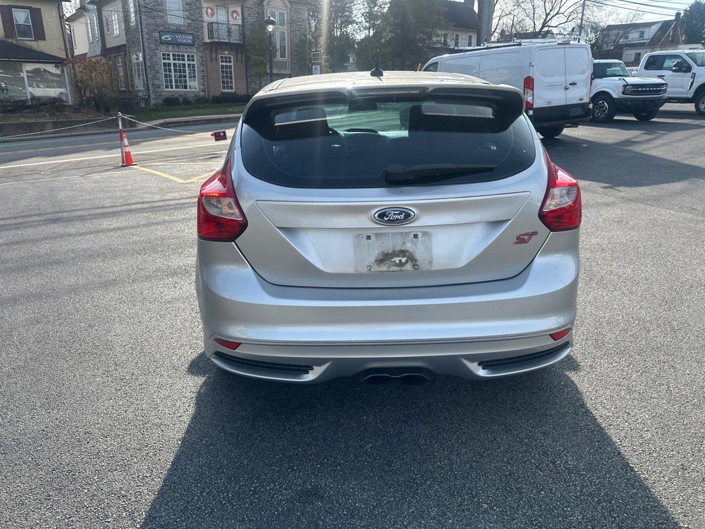 Used 2014 Ford Focus ST w/ Equipment Group 202A image 4
