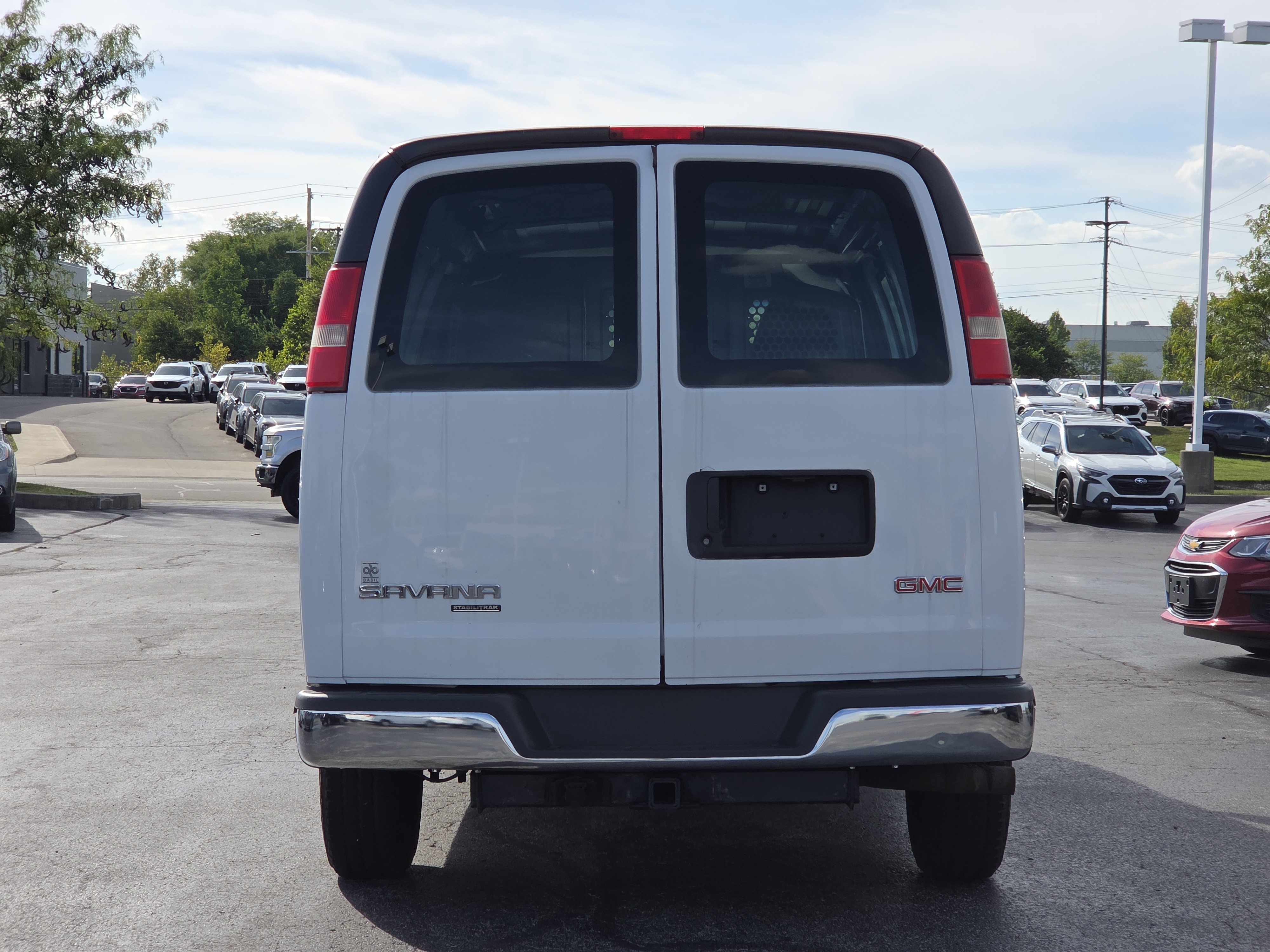 Used 2015 GMC Savana 2500 RWD image 6