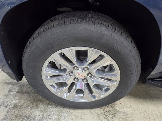 Certified 2025 GMC Yukon XL Denali w/ Advanced Technology Package AWD/4WD image 7