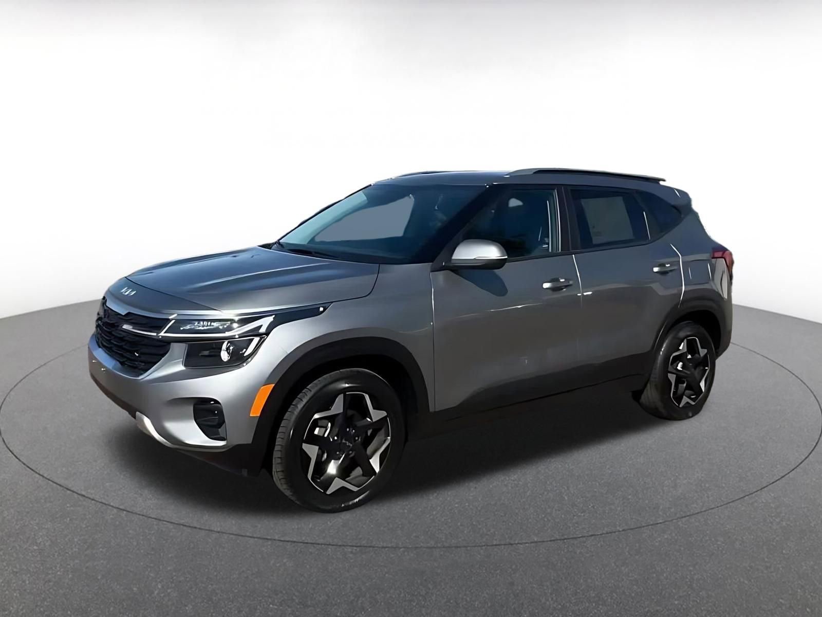 Used 2025 Kia Seltos S image 8