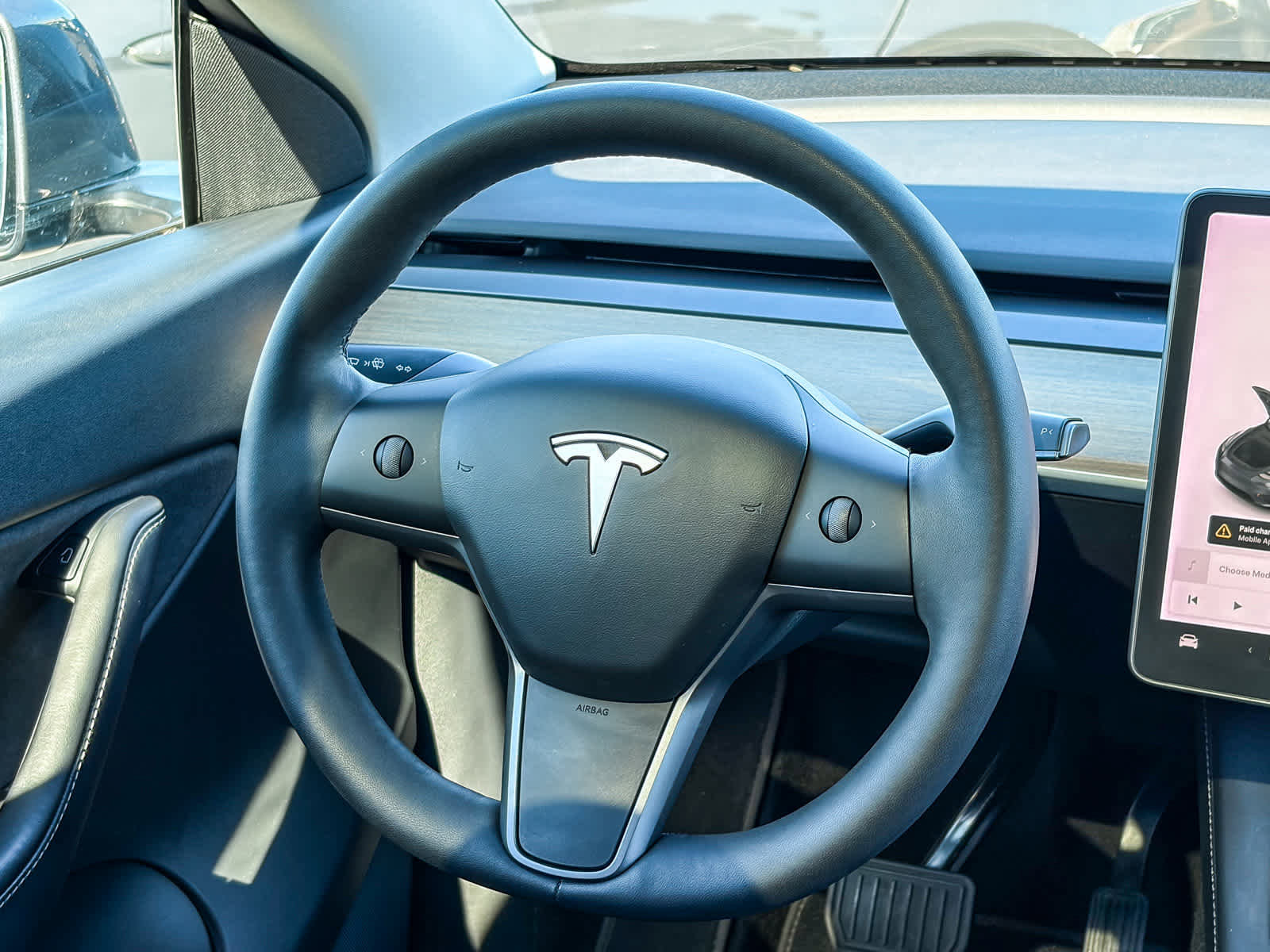 Used 2021 Tesla Model Y Long Range image 14