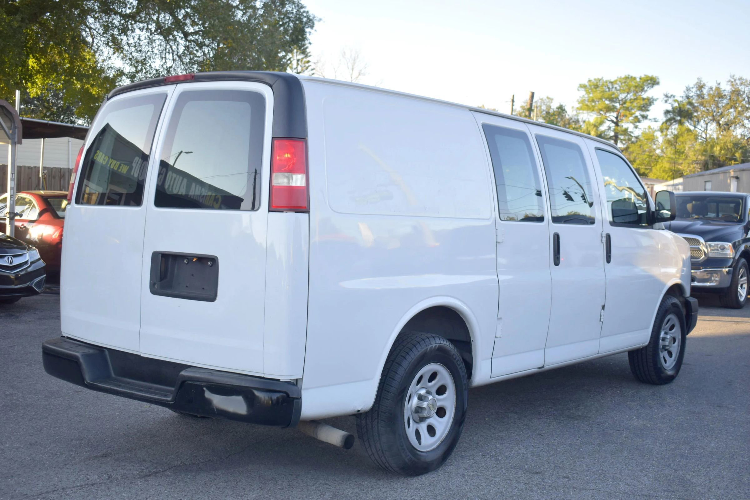 Used 2012 Chevrolet Express 1500 image 8