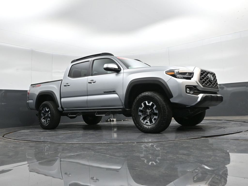 Used 2022 Toyota Tacoma TRD Off-Road image 34
