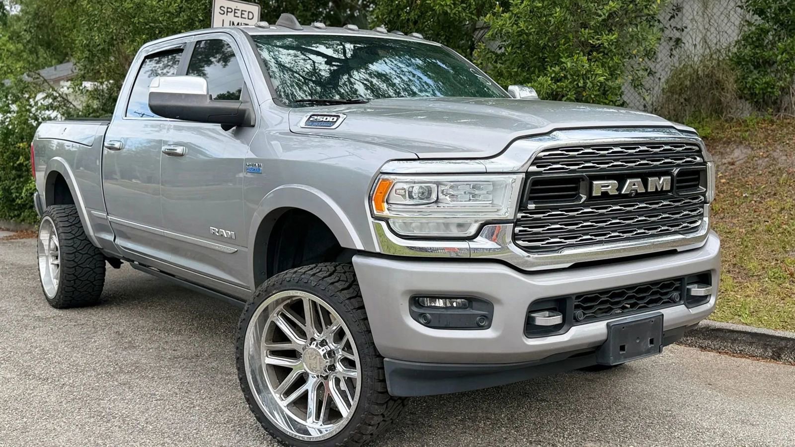 Used 2019 RAM 2500 Limited image 19