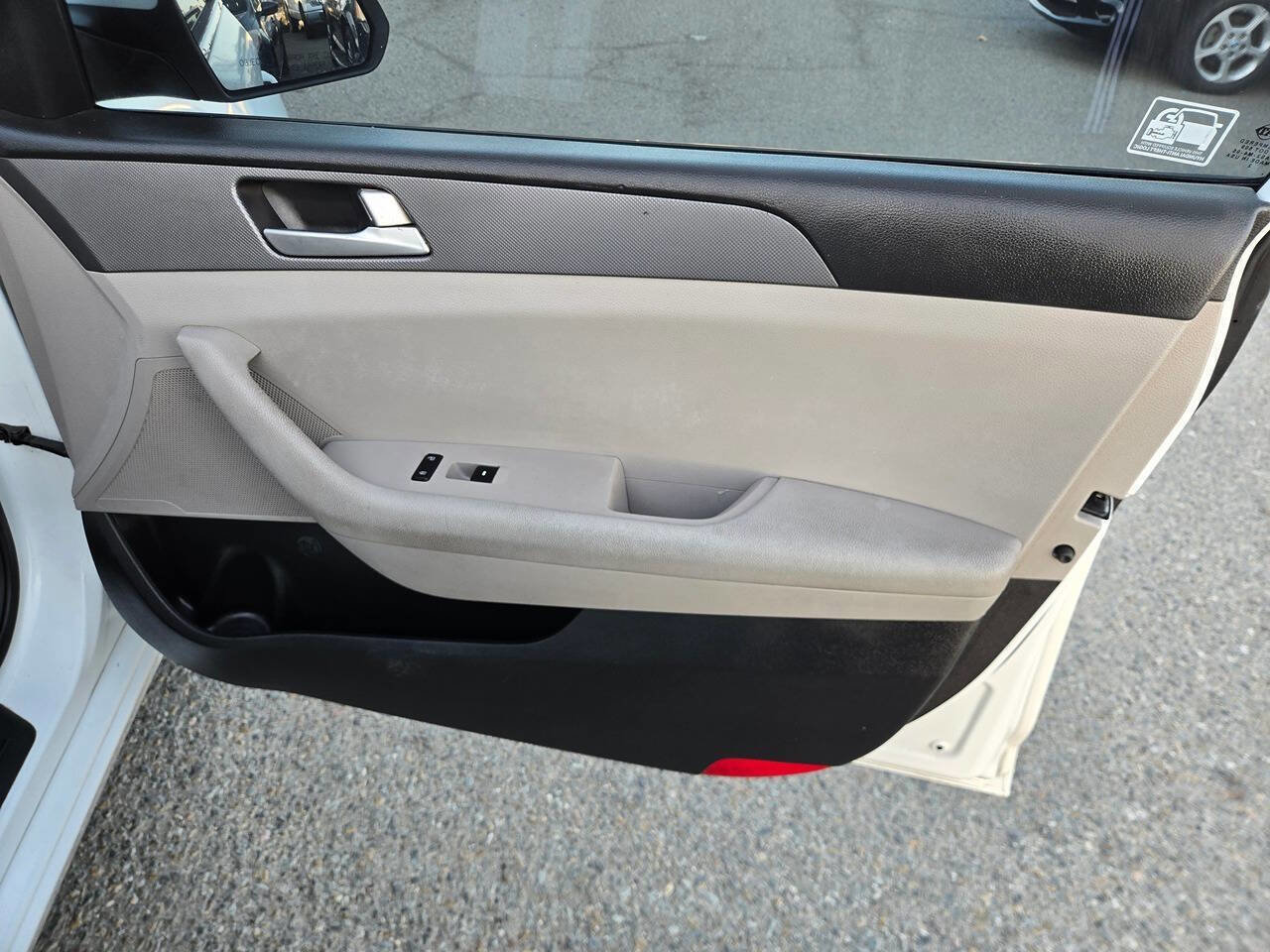 Used 2016 Hyundai Sonata SE image 32
