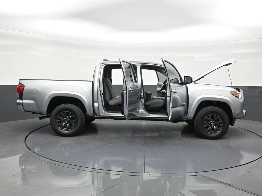 Used 2023 Toyota Tacoma SR5 RWD image 29