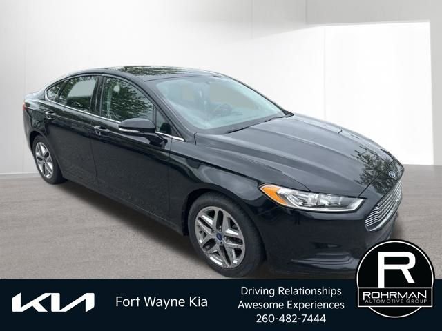 Used 2016 Ford Fusion SE FWD image 8