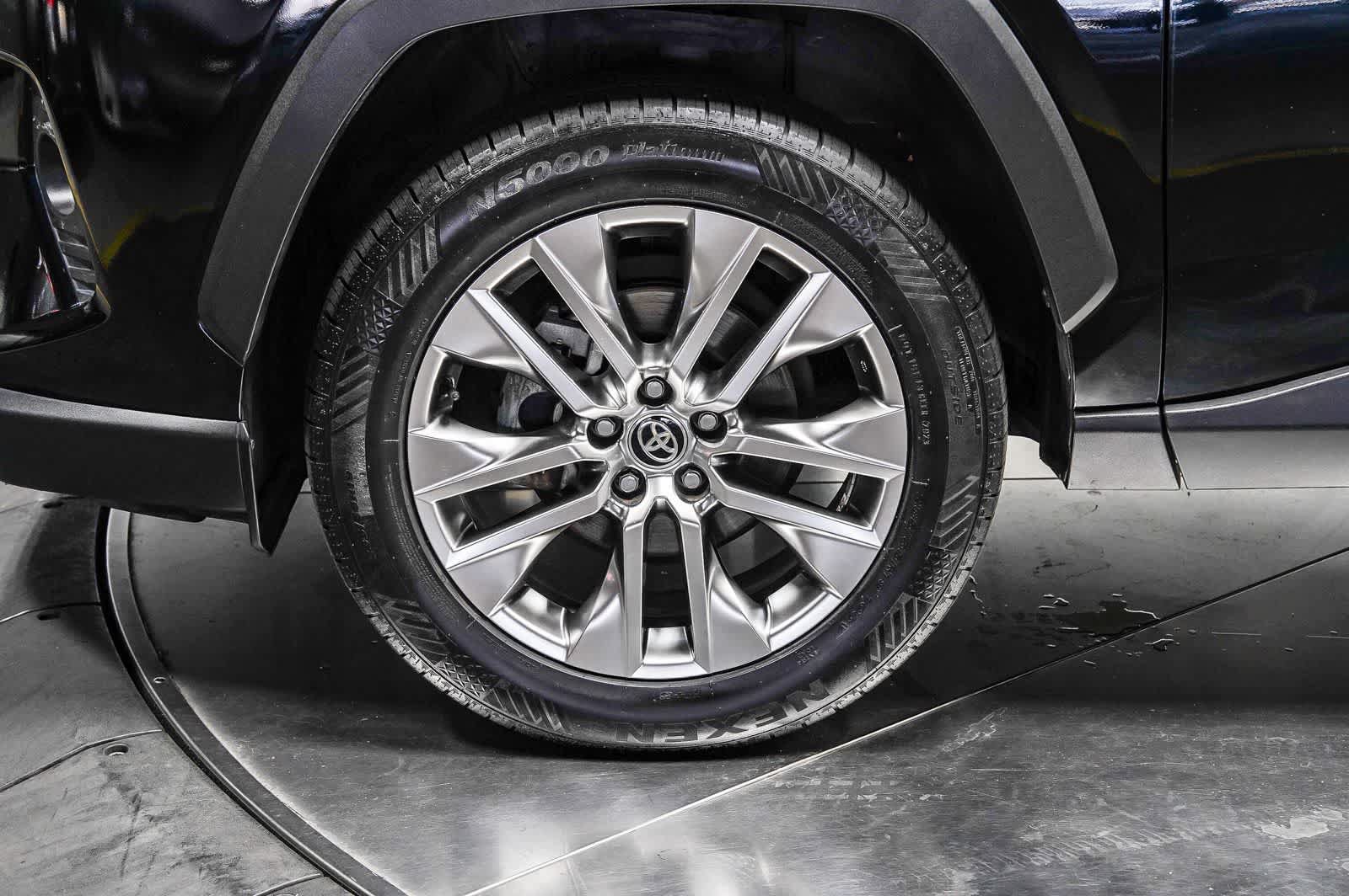 Certified 2021 Toyota RAV4 Limited FWD image 10