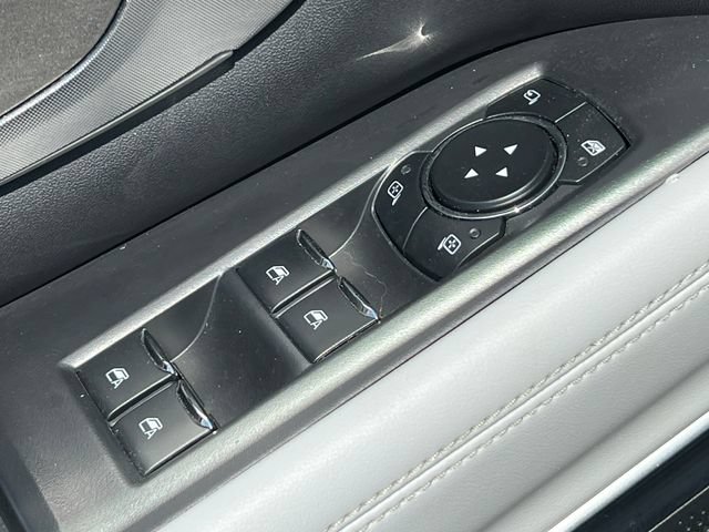 Used 2025 Ford Expedition Platinum AWD/4WD image 17