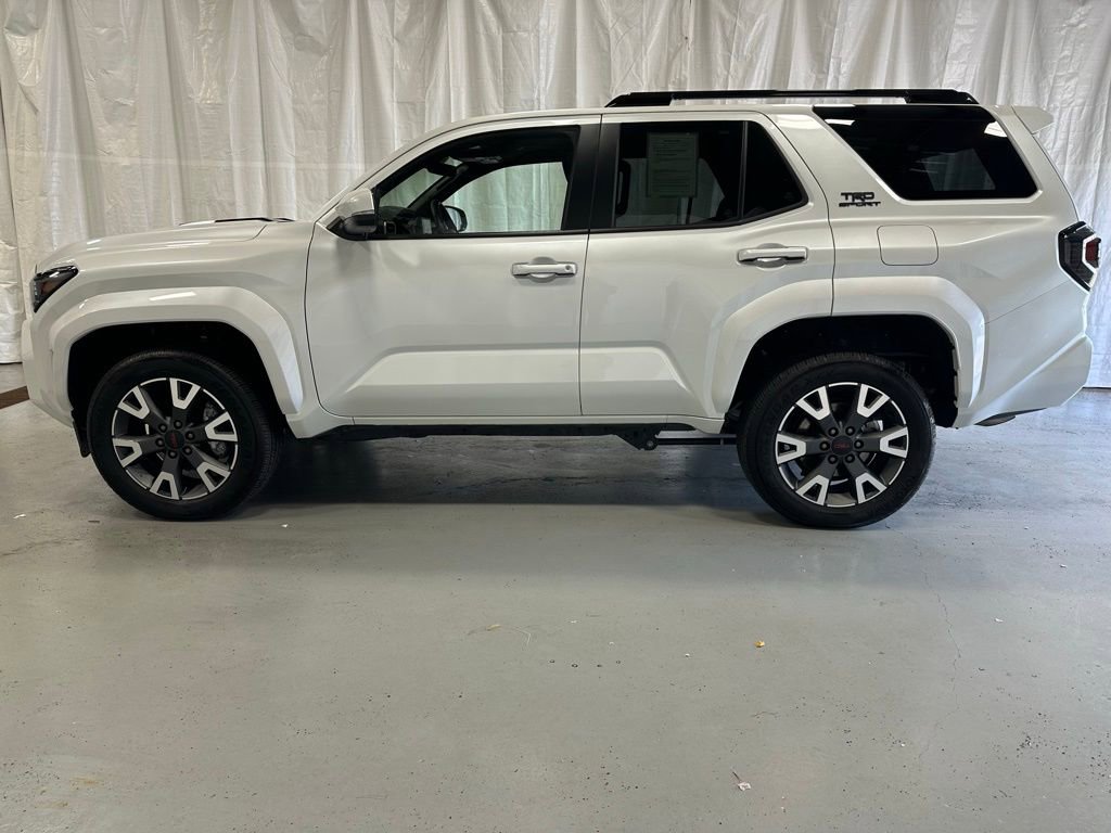 Used 2025 Toyota 4Runner TRD Sport image 4