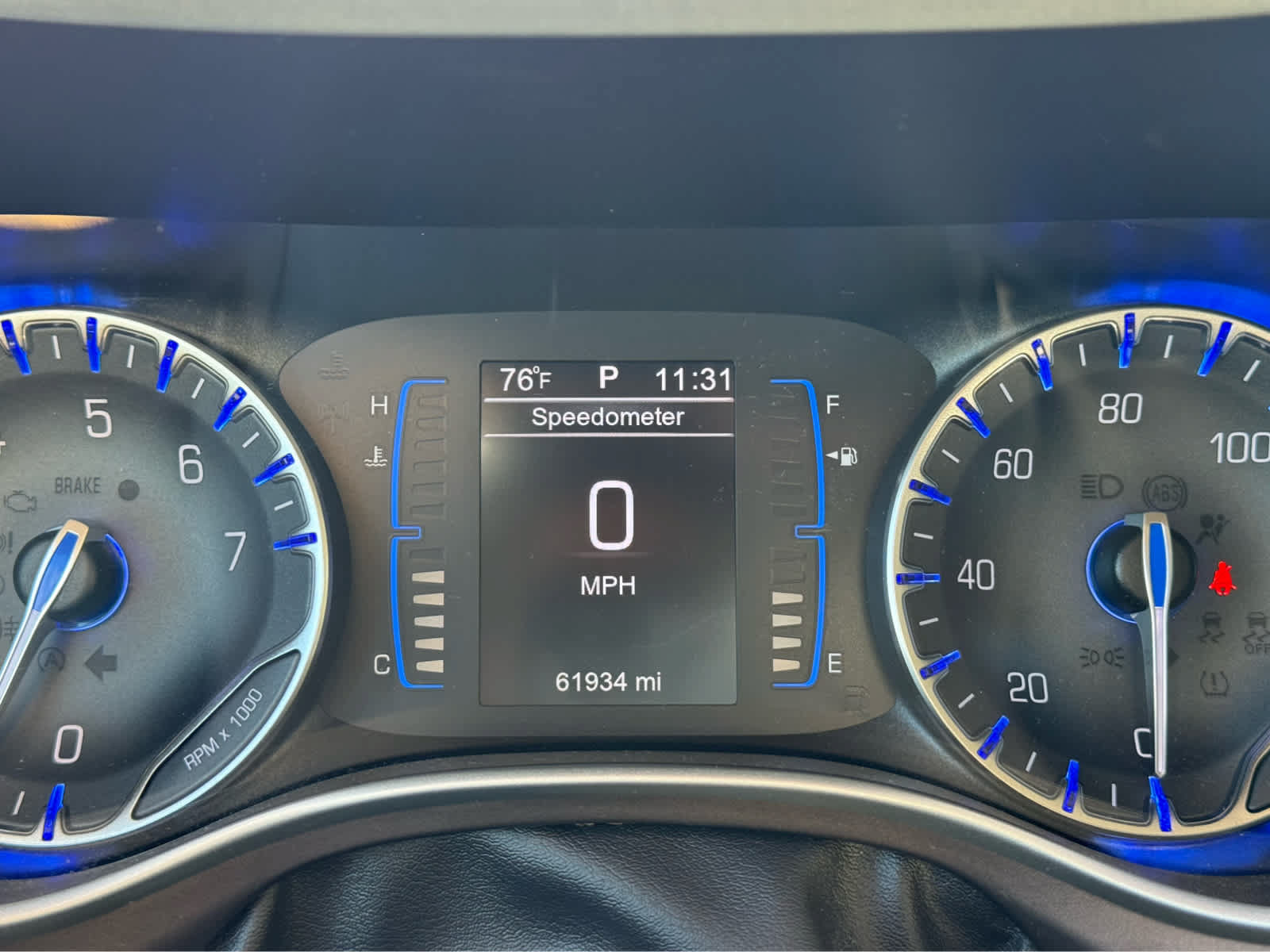 Used 2017 Chrysler Pacifica Touring-L FWD image 16