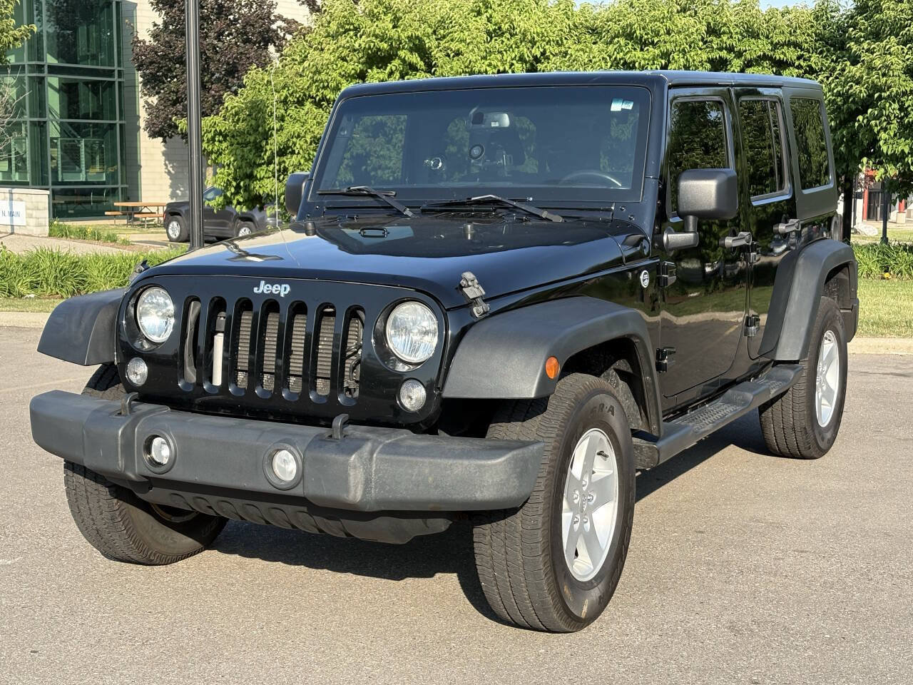 Used 2015 Jeep Wrangler Unlimited Sport w/ Quick Order Package 24S AWD/4WD image 3